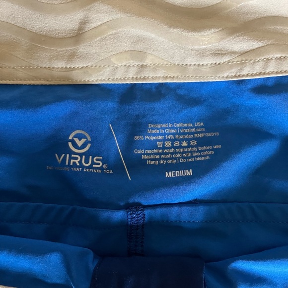 Mens Virus blue surf shorts size Medium - Picture 3 of 4